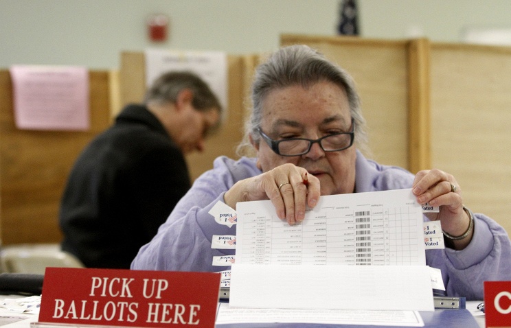 Х.Клинтон и Д.Трамп продолжают одерживать серию побед